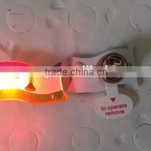 Making Badge LED Flag Pins, Shining Light Lapel Pin for Souvenir Gifts thumbnail-1