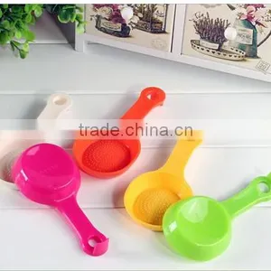 Plastic Measuring Spoon thumbnail-2