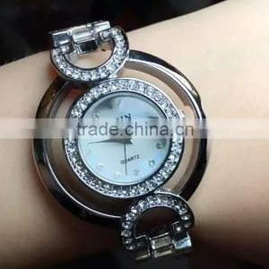 Factory Wholesale Hot Fashion Cai Bao Jewelry 925 Silver Inlaid Natural Garnet Watch Bracelet Female thumbnail-3