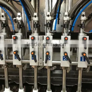 Four Nozzles Automatic Liquid Glue Filling Machine ZHTW-8P(With Lobe Pump) thumbnail-4