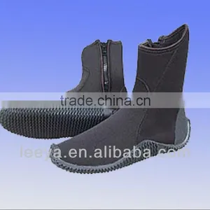 Durable and Waterproof 3MM Neoprene Diving Scuba Boots BT03 for Diving Wading Any Watersports thumbnail-1