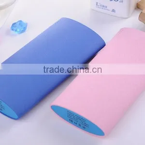 Long Lasting Waterproof Solar Mobile Phone Charger thumbnail-2