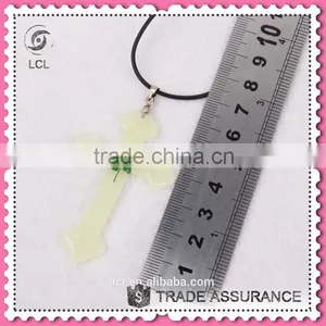 Cross Pendant Clover Religious Necklace, Hot Sale Glow in the Dark Necklace thumbnail-4