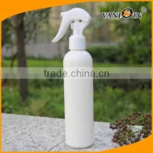 250ml White Plastic Trigger Spray Bottle Travel Container thumbnail-1
