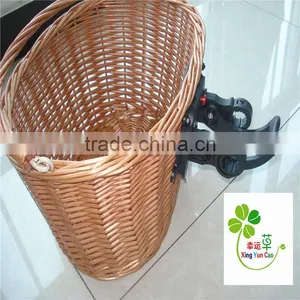 Bicycle Basket Made With Wicker thumbnail-1