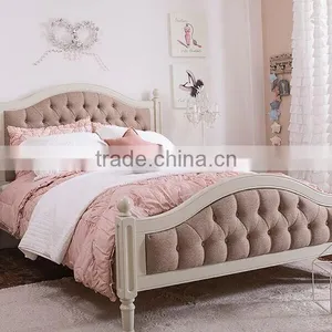 Princess Wonderland Luxury European Style Solid Wood Tufted Bed With Pure White Poster and Canopy BF11-02274e thumbnail-6