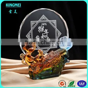 KM-XP02 Custom Crystal Glass Monkey Figurine Award as New Year Gifts for Home or Business Decoration thumbnail-2