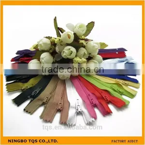 High Quality 3# 5# Close End Plastic Zipper For Bags thumbnail-2