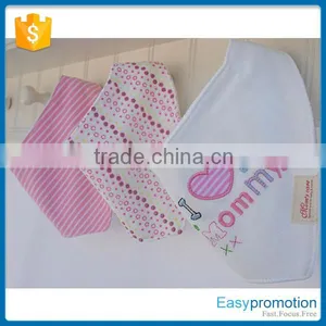 Adjustable Triangle Baby Bibs thumbnail-4