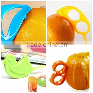 Factory Directly Plastic Citrus Peeler/snail Shape Orange Citrus Fruit Peeler thumbnail-5