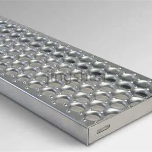Aluminum Punching Board Round Perforated Metal Sheet Mesh Crocodile Mouth Anti-slip Plate thumbnail-2