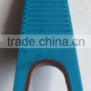 Plastic Boot Remover thumbnail-1