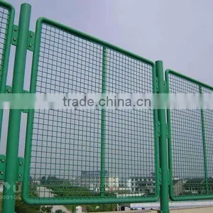 Ranch Rail Wire Mesh Fence thumbnail-1