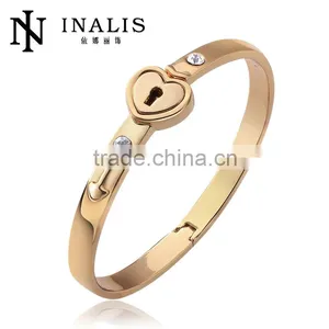 Exquisite Little Heart Design Innovative New European Style Gold Bangle Bracelets thumbnail-1