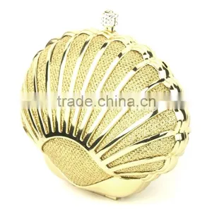 Lady Box Scallpoed Shell Metal Cluth thumbnail-2
