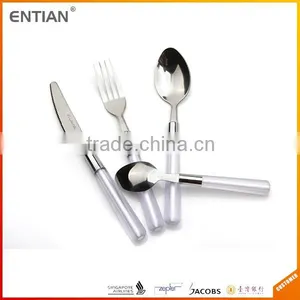 Spanish Dinnerware White Handle Cutlery Acrylic Handle Flatware Set thumbnail-1