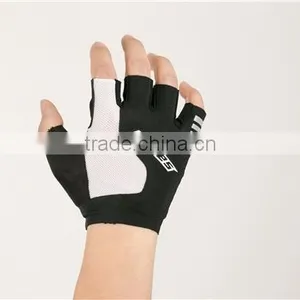 High Quality Factory Price Custom Fingerless Gloves thumbnail-3