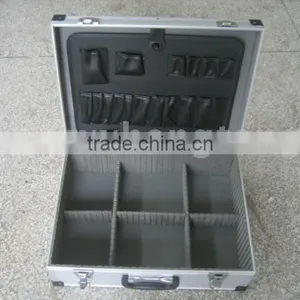 Aluminum Tool Case thumbnail-1