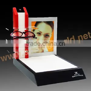 Acrylic Sunglasses Display Rack Acrylic Display Case for Sunglasses Acrylic Sunglasses Wall Display thumbnail-3