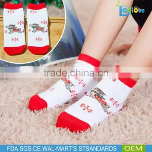 New Arrival Funny Christmas Bulk Wholesale Knitted Custom Socks thumbnail-6