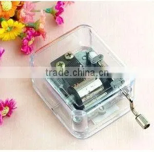 Hand Crank Music Box thumbnail-1