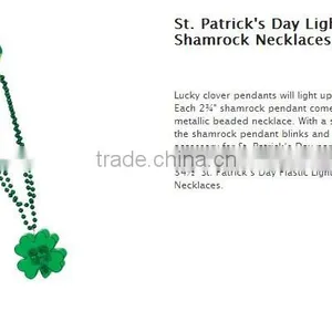 St.Patrick's Day Light-Up Plastic Shamrock Necklaces/Harts thumbnail-1