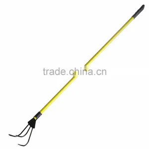 3 Teeth Cultivator With Plastic Coated Fiberglass Handle thumbnail-1