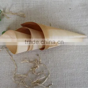 FSC Top Grade Custom Pine Wooden Mini Cone for Food thumbnail-3