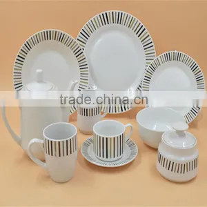 Porcelain Dinnerware Set thumbnail-6