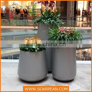 Decorative Fiberglass Square Flower Vase thumbnail-2