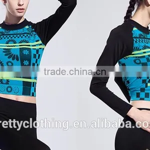 Women's Activewear Long Sleeve Floral Printed Yoga Athletic Clothes Wear T-Shirt thumbnail-5