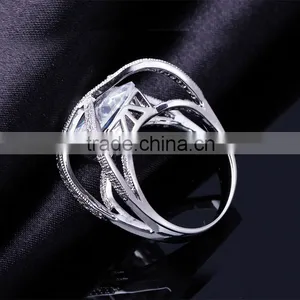2016 Jewelry Ring Model Clear Zircon Stone Square Cross Shape Unique Design Ring thumbnail-4