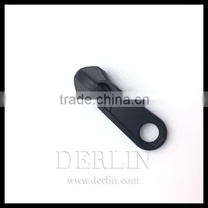 Non-rust All Whole Made of Plastic Zipper Slider Puller thumbnail-2