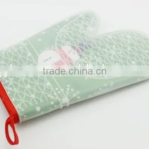 Christmas Gift Baking Gloves With Snows Man Pattern thumbnail-1