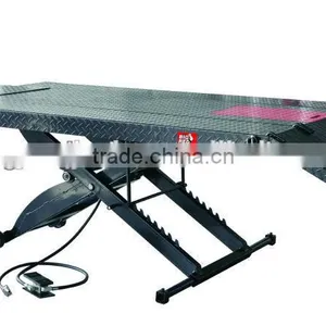 Torin BigRed Pneumatic Motorcycle Lift Table thumbnail-1