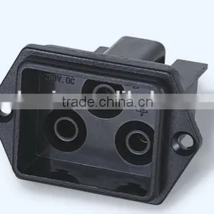 Screw on Battery Powered Plug Outlet Electric Socket 25A China Wholesale thumbnail-1