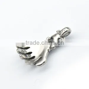 Factory Cheap Silver Punk Jewelry Stainless Steel Claw Pendant Unisex Charm Necklace thumbnail-3