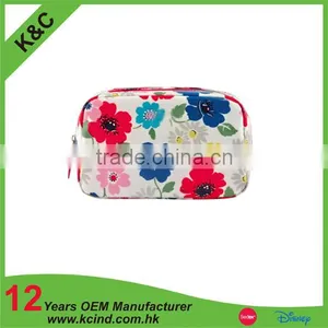 OEM Custom Design Travel Cosmetic Bag thumbnail-3