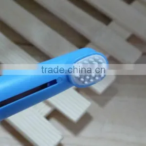 Hot Pet Supply Dog Tooth Massager Brush thumbnail-3