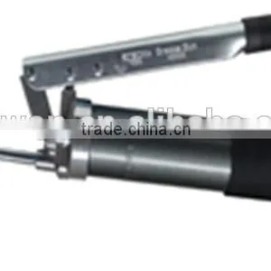 Dual Pressure Grease Gun thumbnail-2