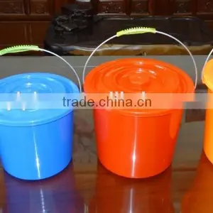 3L Round Plastic Bucket With Lid, Steel Handle, Plastic Barrel and Pail thumbnail-1