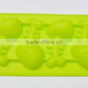 YangJiang Factory Manufacture High Quality Bakeware Fish Shape Silicone Cake Mold thumbnail-1