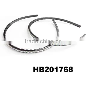 Bulk Cheap Wholesale Rhinestone Plastic Headbands With Teeth thumbnail-6