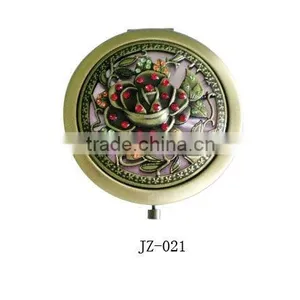 Excellent Nice Round Metal Mirror thumbnail-1