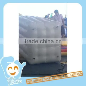 Inflatable Drink Bar thumbnail-2