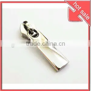 30mm OEM Top Quality Metal Fittings Custom Bag Zipper Head thumbnail-1
