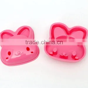 Plastic Rabbit Sandwich Crust Cutter DIY Bread Mold thumbnail-5