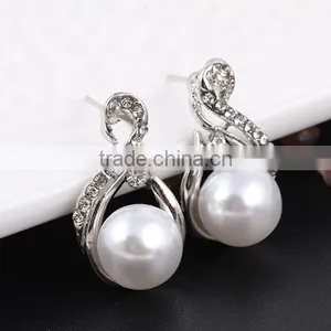 Luxury Necklace With Earring Pearl Alloy Jewelry Set Wholesale thumbnail-4