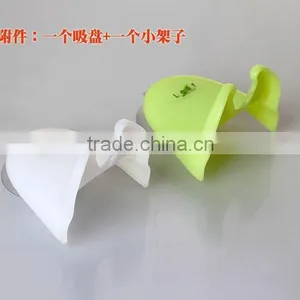 X003 Creative Shaver Frame Razor Holder With Sucker Household Item thumbnail-4
