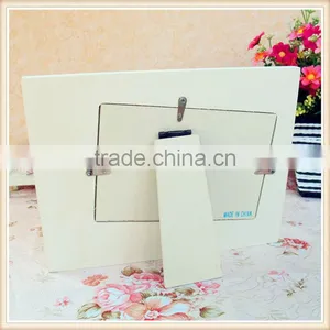 Creative Wooden Photo Frame For Home Decor With Flower thumbnail-5